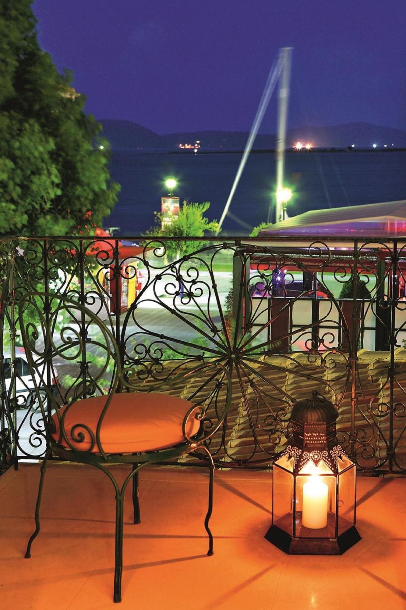 The Captain'S House Boutique Hotel Preveza Exterior photo